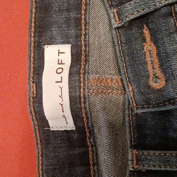 Loft, cropped, dark denim with frayed ankle - Picture 2 of 4